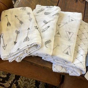 Muslin Swaddle Blankets (set of 7)